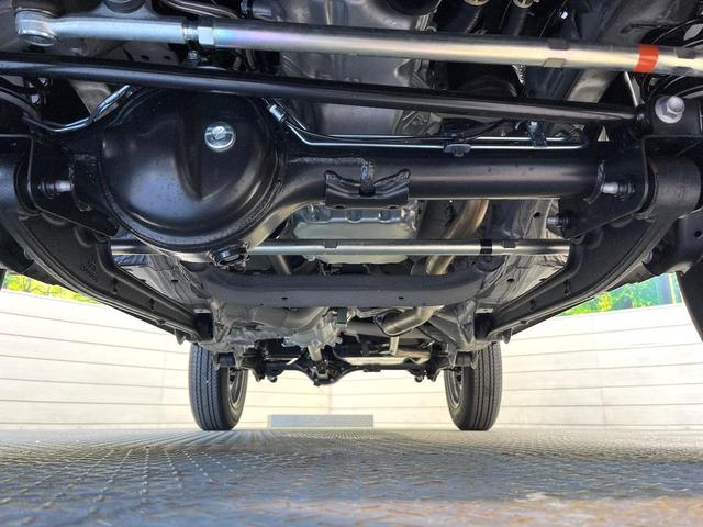 ジムニー ＸＣ　４ＷＤ　届出済未使用車　衝突被害軽減システム　コーナーセンサー　スマートキー　ＬＥＤヘッド　クルコン　純正１６インチアルミ　オートライト　オートエアコン（19枚目）