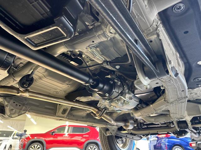 ジムニー ＸＣ　４ＷＤ　届出済未使用車　衝突被害軽減システム　コーナーセンサー　スマートキー　ＬＥＤヘッド　クルコン　純正１６インチアルミ　オートライト　オートエアコン（22枚目）