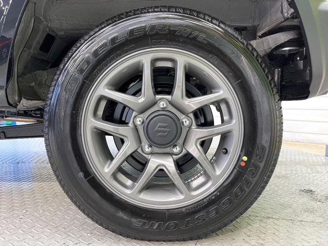 ジムニー ＸＣ　４ＷＤ　届出済未使用車　衝突被害軽減システム　コーナーセンサー　スマートキー　ＬＥＤヘッド　クルコン　純正１６インチアルミ　オートライト　オートエアコン（32枚目）