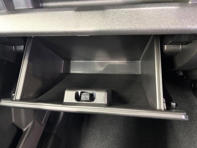 ジムニー ＸＣ　４ＷＤ　届出済未使用車　衝突被害軽減システム　コーナーセンサー　スマートキー　ＬＥＤヘッド　クルコン　純正１６インチアルミ　オートライト　オートエアコン（61枚目）