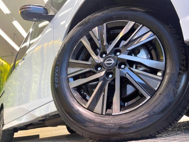 セレナ ｅ－パワー　ハイウェイスターＶ　９０周年記念車　寒冷地仕様　純正１２．３型ナビ　全周囲カメラ　フルセグ　プロパイロット　デジタルインナーミラー　ワイヤレス充電　ハンズフリー機能付両側電動ドア　リアオートエアコン　ブラインドスポットモニター（13枚目）