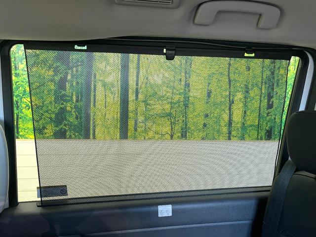 セレナ ｅ－パワー　ハイウェイスターＶ　９０周年記念車　寒冷地仕様　純正１２．３型ナビ　全周囲カメラ　フルセグ　プロパイロット　デジタルインナーミラー　ワイヤレス充電　ハンズフリー機能付両側電動ドア　リアオートエアコン　ブラインドスポットモニター（34枚目）