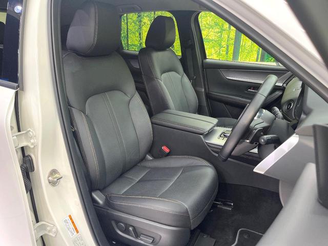 ＣＸ－６０ ＸＤ　Ｌパッケージ　純正１２．３型ナビ　全周囲カメラ　フルセグ　置くだけ充電　レーダークルーズ　電動リアゲート　全席シートヒーター　純正２０インチアルミ　革シート　ステアリングヒーター　衝突軽減システム　スマートキー（8枚目）