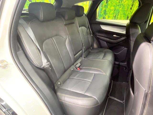 ＣＸ－６０ ＸＤ　Ｌパッケージ　純正１２．３型ナビ　全周囲カメラ　フルセグ　置くだけ充電　レーダークルーズ　電動リアゲート　全席シートヒーター　純正２０インチアルミ　革シート　ステアリングヒーター　衝突軽減システム　スマートキー（9枚目）