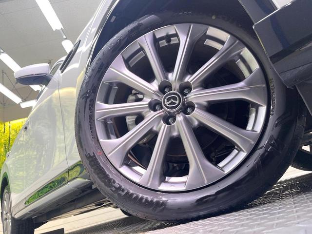 ＣＸ－６０ ＸＤ　Ｌパッケージ　純正１２．３型ナビ　全周囲カメラ　フルセグ　置くだけ充電　レーダークルーズ　電動リアゲート　全席シートヒーター　純正２０インチアルミ　革シート　ステアリングヒーター　衝突軽減システム　スマートキー（13枚目）