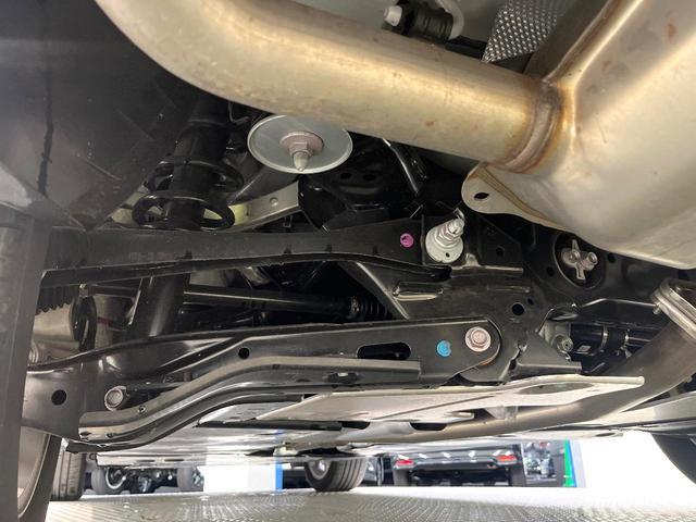 ＣＸ－６０ ＸＤ　Ｌパッケージ　純正１２．３型ナビ　全周囲カメラ　フルセグ　置くだけ充電　レーダークルーズ　電動リアゲート　全席シートヒーター　純正２０インチアルミ　革シート　ステアリングヒーター　衝突軽減システム　スマートキー（27枚目）