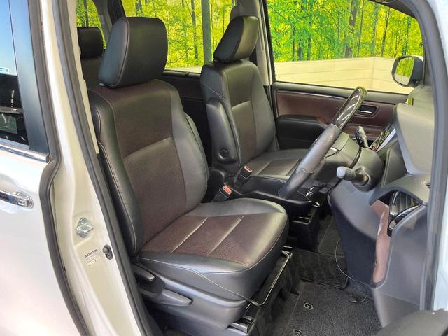 エスクァイア Gi 8型ナビ バックカメラ フルセグ 両側電動ドア シートヒーター 黒革調シート 7人乗り クルコン 禁煙車 ETC LEDヘッド 純正15インチアルミ アイドリングストップ スマートキー オートエアコン(8枚目)