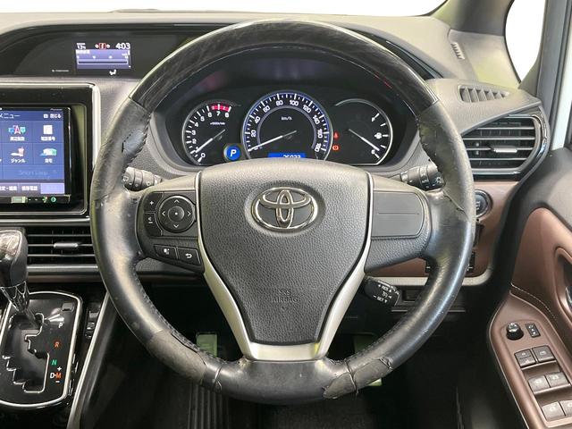 エスクァイア Gi 8型ナビ バックカメラ フルセグ 両側電動ドア シートヒーター 黒革調シート 7人乗り クルコン 禁煙車 ETC LEDヘッド 純正15インチアルミ アイドリングストップ スマートキー オートエアコン(12枚目)