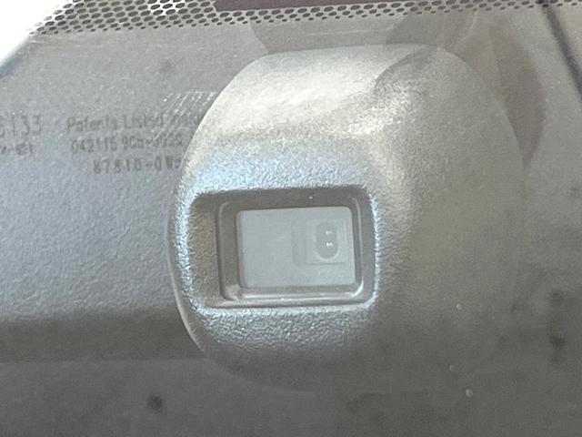 エスクァイア Gi 8型ナビ バックカメラ フルセグ 両側電動ドア シートヒーター 黒革調シート 7人乗り クルコン 禁煙車 ETC LEDヘッド 純正15インチアルミ アイドリングストップ スマートキー オートエアコン(21枚目)