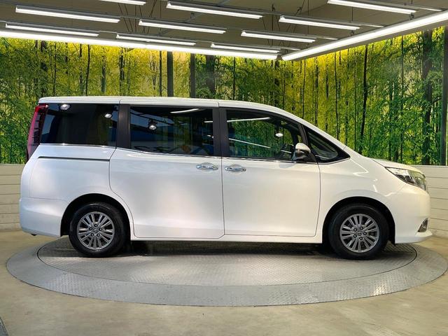 エスクァイア Gi 8型ナビ バックカメラ フルセグ 両側電動ドア シートヒーター 黒革調シート 7人乗り クルコン 禁煙車 ETC LEDヘッド 純正15インチアルミ アイドリングストップ スマートキー オートエアコン(36枚目)