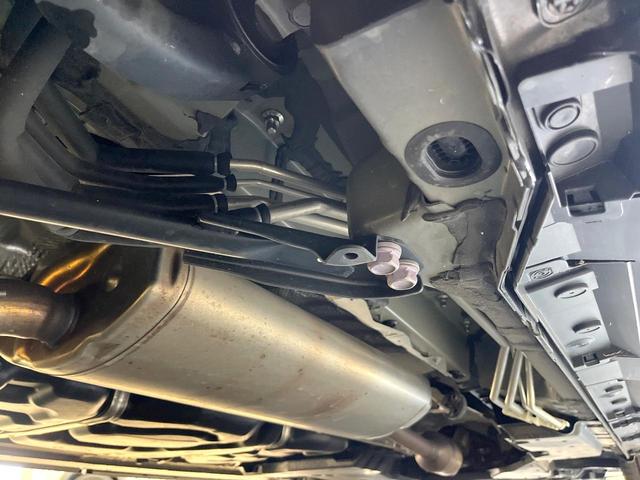 ヴェルファイアハイブリッド Ｚ　プレミア　モデリスタエアロ　ガラスルーフ　後席モニター　全周囲カメラ　１００Ｖ電源　両側電動ドア　シートベンチレーション　レーダークルーズ　茶革シート　前後席パワーシート　ブラインドスポット　オットマン（22枚目）