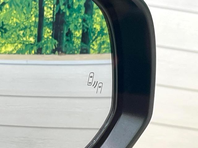 ヴェルファイアハイブリッド Ｚ　プレミア　モデリスタエアロ　ガラスルーフ　後席モニター　全周囲カメラ　１００Ｖ電源　両側電動ドア　シートベンチレーション　レーダークルーズ　茶革シート　前後席パワーシート　ブラインドスポット　オットマン（40枚目）