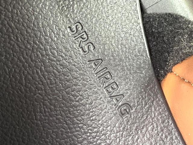 ヴェルファイアハイブリッド Ｚ　プレミア　モデリスタエアロ　ガラスルーフ　後席モニター　全周囲カメラ　１００Ｖ電源　両側電動ドア　シートベンチレーション　レーダークルーズ　茶革シート　前後席パワーシート　ブラインドスポット　オットマン（43枚目）