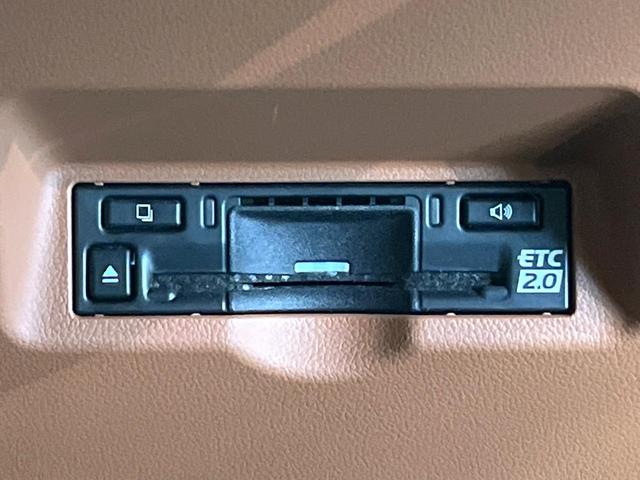 ヴェルファイアハイブリッド Ｚ　プレミア　モデリスタエアロ　ガラスルーフ　後席モニター　全周囲カメラ　１００Ｖ電源　両側電動ドア　シートベンチレーション　レーダークルーズ　茶革シート　前後席パワーシート　ブラインドスポット　オットマン（72枚目）