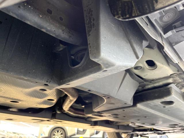 C-HR G 純正SDナビ バックカメラ 衝突被害軽減システム レザーシート コーナーセンサー デュアルエアコン LEDヘッド ETC クルコン 純正18インチアルミ 純正革巻きステアリング(20枚目)