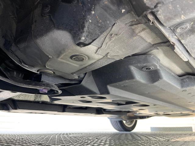 C-HR G 純正SDナビ バックカメラ 衝突被害軽減システム レザーシート コーナーセンサー デュアルエアコン LEDヘッド ETC クルコン 純正18インチアルミ 純正革巻きステアリング(21枚目)