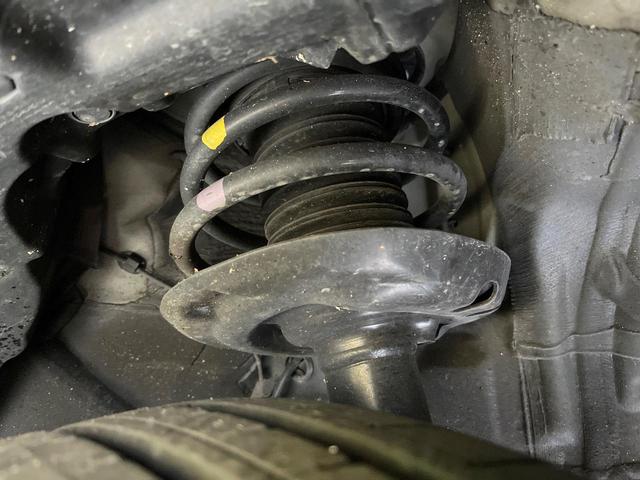 C-HR G 純正SDナビ バックカメラ 衝突被害軽減システム レザーシート コーナーセンサー デュアルエアコン LEDヘッド ETC クルコン 純正18インチアルミ 純正革巻きステアリング(23枚目)