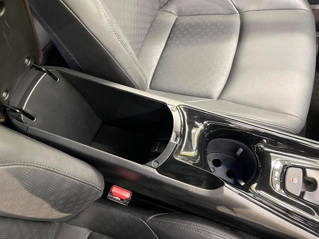 C-HR G 純正SDナビ バックカメラ 衝突被害軽減システム レザーシート コーナーセンサー デュアルエアコン LEDヘッド ETC クルコン 純正18インチアルミ 純正革巻きステアリング(67枚目)