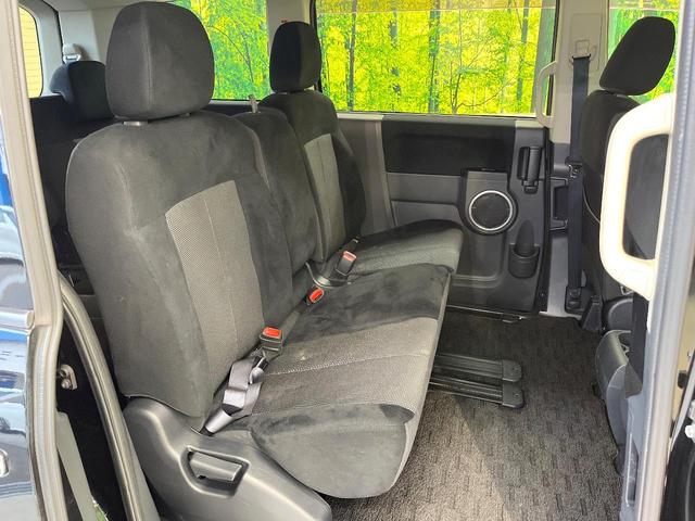 デリカD:5 G パワーパッケージ 8型ナビ バックカメラ フルセグ クルーズコントロール 両側電動ドア HIDヘッド オートライト オートエアコン 純正18インチアルミ スマートキー 電動格納ミラー パドルシフト ETC(9枚目)