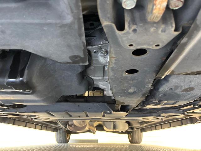 デリカD:5 G パワーパッケージ 8型ナビ バックカメラ フルセグ クルーズコントロール 両側電動ドア HIDヘッド オートライト オートエアコン 純正18インチアルミ スマートキー 電動格納ミラー パドルシフト ETC(19枚目)