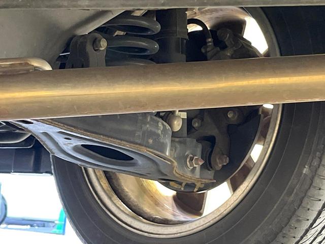 デリカD:5 G パワーパッケージ 8型ナビ バックカメラ フルセグ クルーズコントロール 両側電動ドア HIDヘッド オートライト オートエアコン 純正18インチアルミ スマートキー 電動格納ミラー パドルシフト ETC(24枚目)