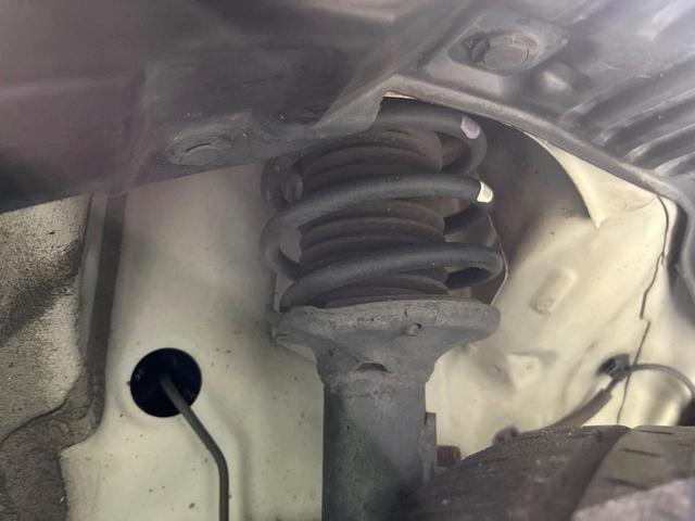 スペーシアカスタム ハイブリッドXS 8型ナビ バックカメラ セーフティサポート 両側電動ドア シートヒーター 禁煙車 ETC LEDヘッド ハーフレザー オートライト オートエアコン スマートキー 電動格納ミラー 革巻きステアリング(20枚目)