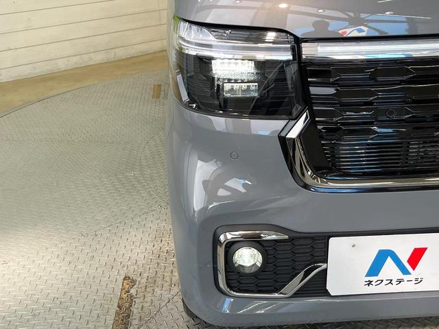 N-BOXカスタム ターボコーディネートスタイル ターボ 両側電動ドア 衝突被害軽減システム レザー調シート レーダークルーズ シートヒーター パドルシフト LEDヘッド・フォグ純正15インチアルミ 車線逸脱警報 オートライト オートエアコン(31枚目)