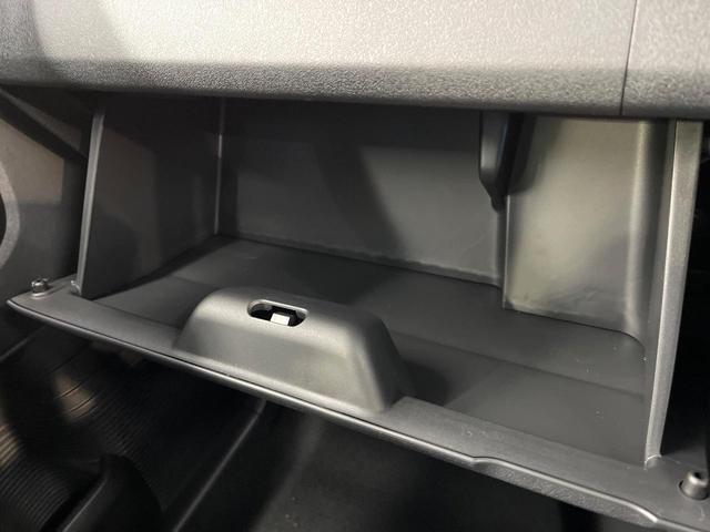 N-BOXカスタム ターボコーディネートスタイル ターボ 両側電動ドア 衝突被害軽減システム レザー調シート レーダークルーズ シートヒーター パドルシフト LEDヘッド・フォグ純正15インチアルミ 車線逸脱警報 オートライト オートエアコン(61枚目)