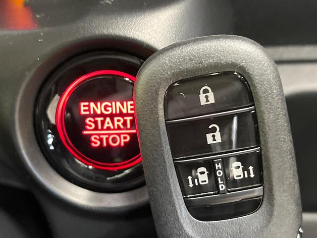 N-BOXカスタム ターボコーディネートスタイル ターボ 両側電動ドア 衝突被害軽減システム レザー調シート レーダークルーズ シートヒーター パドルシフト LEDヘッド・フォグ純正15インチアルミ 車線逸脱警報 オートライト オートエアコン(65枚目)