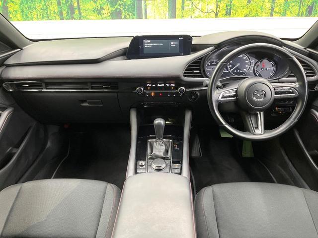 MAZDA3ファストバック XD ブラックトーンエディション 純正ナビ 全周囲カメラ BOSEサウンド applecarplay シートヒーター パワーシート コーナーセンサー パドルシフト LEDヘッド ETC 純正18インチアルミ オートハイビーム(2枚目)