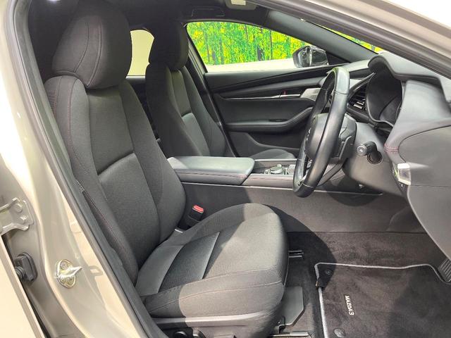 MAZDA3ファストバック XD ブラックトーンエディション 純正ナビ 全周囲カメラ BOSEサウンド applecarplay シートヒーター パワーシート コーナーセンサー パドルシフト LEDヘッド ETC 純正18インチアルミ オートハイビーム(8枚目)