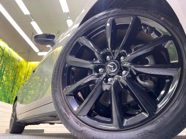 MAZDA3ファストバック XD ブラックトーンエディション 純正ナビ 全周囲カメラ BOSEサウンド applecarplay シートヒーター パワーシート コーナーセンサー パドルシフト LEDヘッド ETC 純正18インチアルミ オートハイビーム(12枚目)