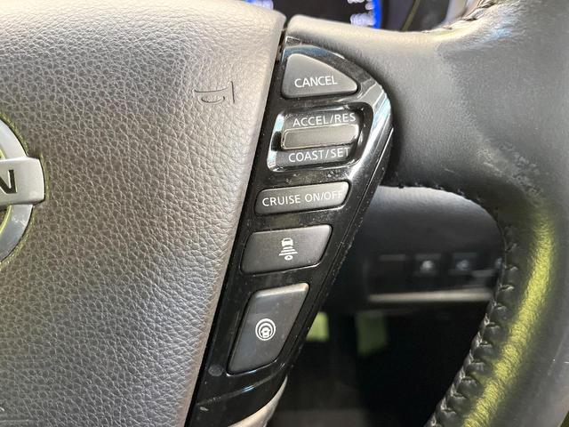 エルグランド ２５０ハイウェイスターＳ　両側電動ドア　純正１０型ナビ　後席モニター　全周囲カメラ　３６０度セーフティサポート　クルーズコントロール　ハーフレザー　ＬＥＤヘッド　オートライト　スマートキー　電動格納ミラー　ステアリングスイッチ（5枚目）