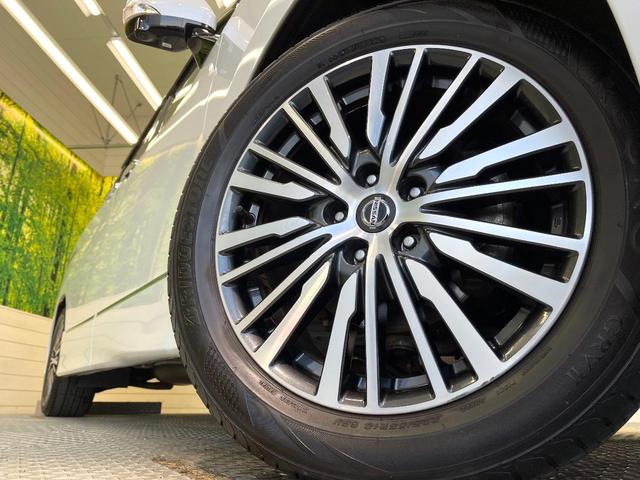 エルグランド ２５０ハイウェイスターＳ　両側電動ドア　純正１０型ナビ　後席モニター　全周囲カメラ　３６０度セーフティサポート　クルーズコントロール　ハーフレザー　ＬＥＤヘッド　オートライト　スマートキー　電動格納ミラー　ステアリングスイッチ（13枚目）