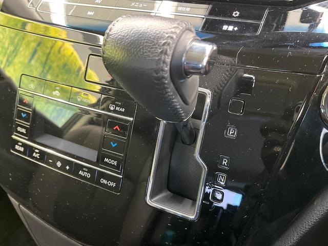 エルグランド ２５０ハイウェイスターＳ　両側電動ドア　純正１０型ナビ　後席モニター　全周囲カメラ　３６０度セーフティサポート　クルーズコントロール　ハーフレザー　ＬＥＤヘッド　オートライト　スマートキー　電動格納ミラー　ステアリングスイッチ（22枚目）