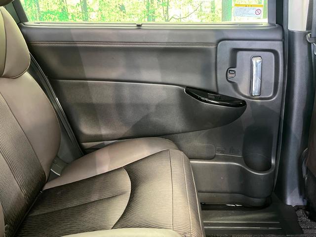 エルグランド ２５０ハイウェイスターＳ　両側電動ドア　純正１０型ナビ　後席モニター　全周囲カメラ　３６０度セーフティサポート　クルーズコントロール　ハーフレザー　ＬＥＤヘッド　オートライト　スマートキー　電動格納ミラー　ステアリングスイッチ（43枚目）