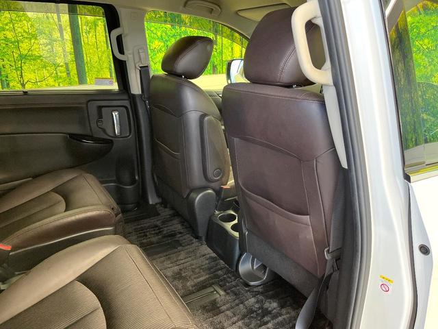 エルグランド ２５０ハイウェイスターＳ　両側電動ドア　純正１０型ナビ　後席モニター　全周囲カメラ　３６０度セーフティサポート　クルーズコントロール　ハーフレザー　ＬＥＤヘッド　オートライト　スマートキー　電動格納ミラー　ステアリングスイッチ（45枚目）