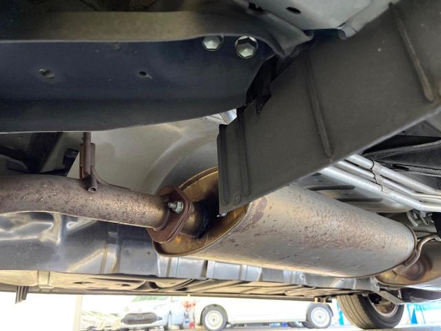 エルグランド ２５０ハイウェイスターＳ　両側電動ドア　純正１０型ナビ　後席モニター　全周囲カメラ　３６０度セーフティサポート　クルーズコントロール　ハーフレザー　ＬＥＤヘッド　オートライト　スマートキー　電動格納ミラー　ステアリングスイッチ（57枚目）