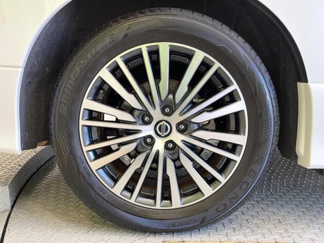 エルグランド ２５０ハイウェイスターＳ　両側電動ドア　純正１０型ナビ　後席モニター　全周囲カメラ　３６０度セーフティサポート　クルーズコントロール　ハーフレザー　ＬＥＤヘッド　オートライト　スマートキー　電動格納ミラー　ステアリングスイッチ（59枚目）