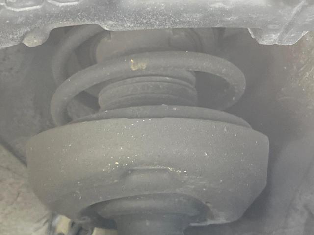 C-HR G モード ネロ セーフティプラスII 8型ディスプレイオーディオ 全周囲カメラ トヨタセーフティセンス レーダークルーズ シートヒーター ハーフレザー ブラインドスポットモニター スマートキー LEDヘッド オートライト オートエアコン(20枚目)