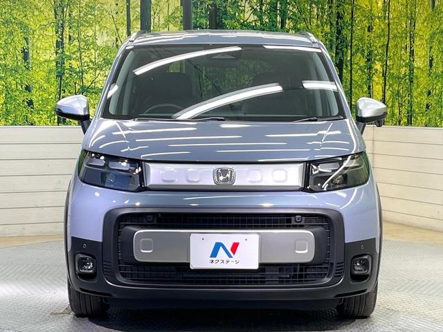 フリード クロスター　登録済未使用車　純正９型ナビ　バックカメラ　ホンダセンシング　レーダークルーズ　両側電動ドア　ハーフレザー　シートヒーター　ブラインドスポットモニター　オートエアコン　スマートキー　ＬＥＤヘッド（15枚目）