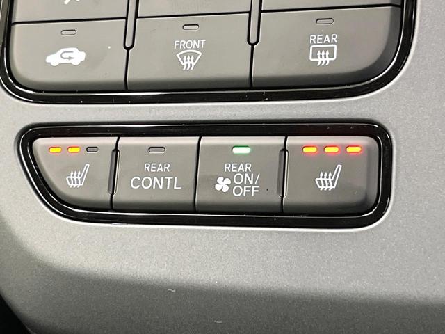 フリード クロスター　登録済未使用車　純正９型ナビ　バックカメラ　ホンダセンシング　レーダークルーズ　両側電動ドア　ハーフレザー　シートヒーター　ブラインドスポットモニター　オートエアコン　スマートキー　ＬＥＤヘッド（27枚目）