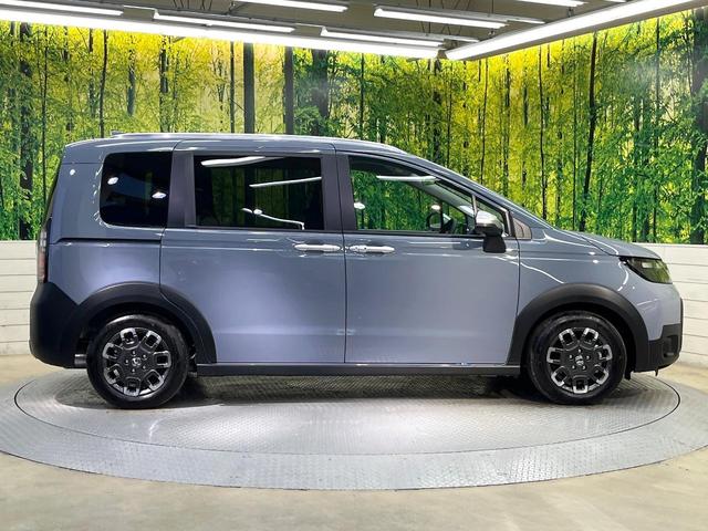 フリード クロスター　登録済未使用車　純正９型ナビ　バックカメラ　ホンダセンシング　レーダークルーズ　両側電動ドア　ハーフレザー　シートヒーター　ブラインドスポットモニター　オートエアコン　スマートキー　ＬＥＤヘッド（59枚目）