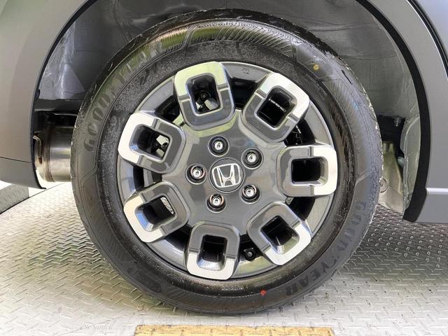 フリード クロスター　登録済未使用車　純正９型ナビ　バックカメラ　ホンダセンシング　レーダークルーズ　両側電動ドア　ハーフレザー　シートヒーター　ブラインドスポットモニター　オートエアコン　スマートキー　ＬＥＤヘッド（65枚目）