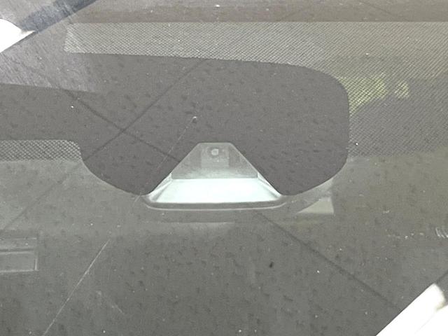 エクストレイル ２０Ｘ　エマージェンシーブレーキパッケージ　エマージェンシーブレーキ　純正８型ナビ　バックカメラ　フルセグ　ルーフレール　シートヒーター　ＬＥＤヘッド　オートライト　オートエアコン　純正１７インチアルミ　スマートキー　ＥＴＣ　Ｂｌｕｅｔｏｏｔｈ（3枚目）