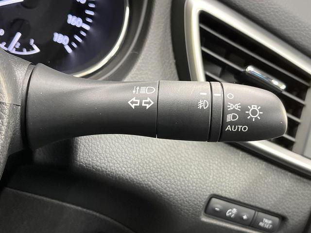 エクストレイル ２０Ｘ　エマージェンシーブレーキパッケージ　エマージェンシーブレーキ　純正８型ナビ　バックカメラ　フルセグ　ルーフレール　シートヒーター　ＬＥＤヘッド　オートライト　オートエアコン　純正１７インチアルミ　スマートキー　ＥＴＣ　Ｂｌｕｅｔｏｏｔｈ（52枚目）