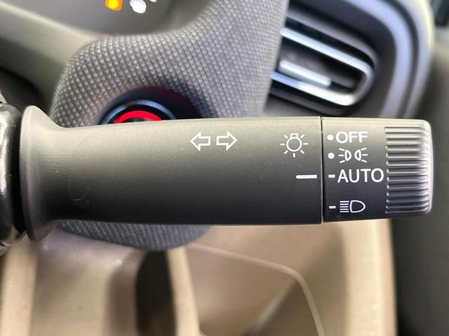 フリード ｅ：ＨＥＶエアー　ＥＸ　登録済未使用車　ホンダセンシング　アダプティブクルーズ　両側電動ドア　シートヒーター　ステアリングヒーター　ブラインドスポットモニター　ＬＥＤヘッド　オートハイビーム　オートエアコン　スマートキー（49枚目）