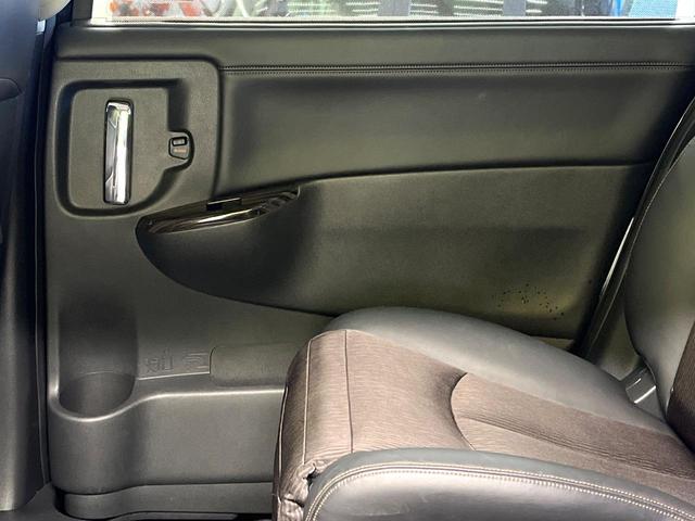 エルグランド 250ハイウェイスターS アーバンクロム 10型ディスプレイオーディオ バックカメラ クルーズコントロール 両側電動ドア リアオートエアコン 純正18インチアルミ デジタルインナーミラー LEDヘッド オートライト AC100V電源(45枚目)