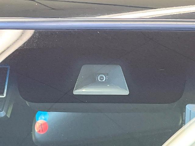 N-BOXカスタム L ホンダセンシング 純正ナビ バックカメラ フルセグ アダプティブクルーズ 電動ドア シートヒーター 純正14インチアルミ LEDヘッド&フォグ オートハイビーム オートエアコン スマートキー(3枚目)