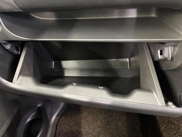 デイズ ハイウェイスター Gターボ ターボ エマージェンシーブレーキ 純正ナビ 全周囲カメラ クルーズコントロール HIDヘッド オートライト オートエアコン 純正15インチアルミ スマートキー ETC 電動格納ミラー Bluetoot(63枚目)